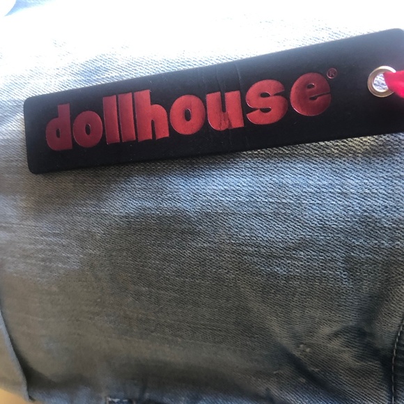 Dollhouse  Denim Short Overalls Juniors. Size 3 NWT. - Picture 8 of 16